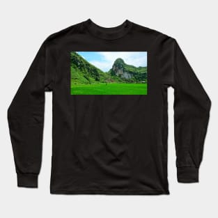 Vietnam - Route de Ha Giang à Dong Van. Plateau karstique Long Sleeve T-Shirt